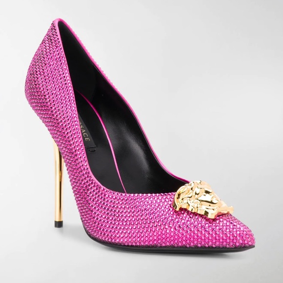 Versace - Picture 1 of 8